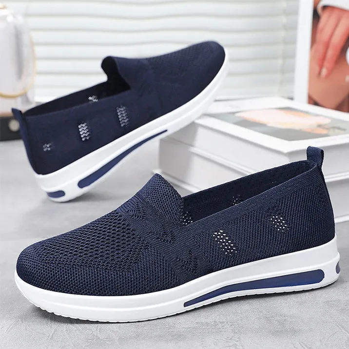 Breathable and Fashionable Slip-On Sneakers for a Classic Minimalist Look