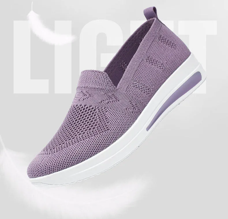 Breathable and Fashionable Slip-On Sneakers for a Classic Minimalist Look