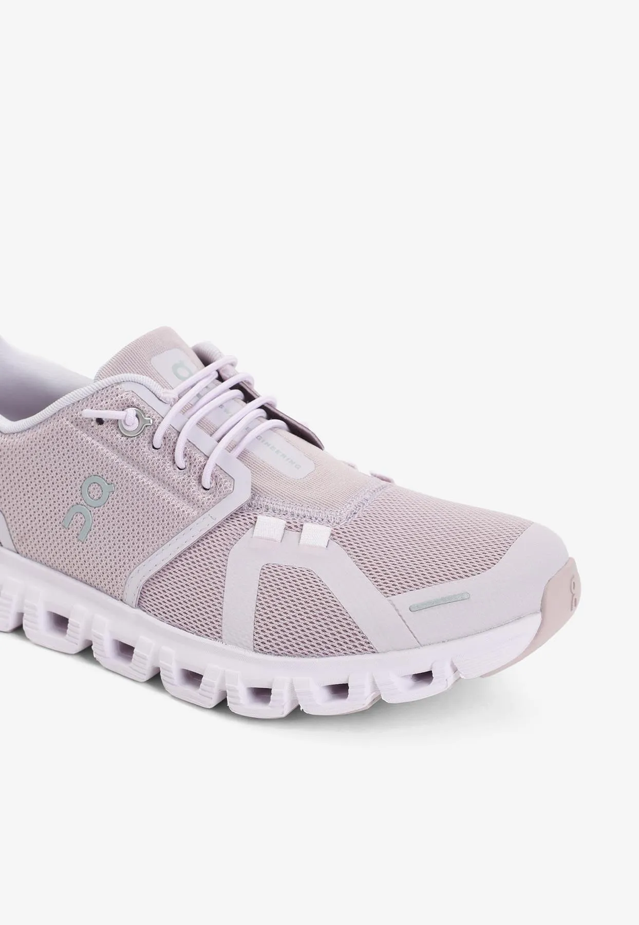 Cloud 6 Low-Top Sneakers