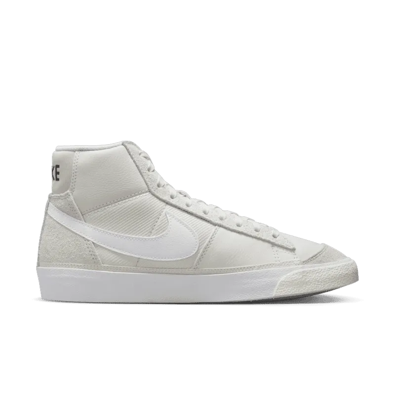 NIKE BLAZER MID PRO CLUB