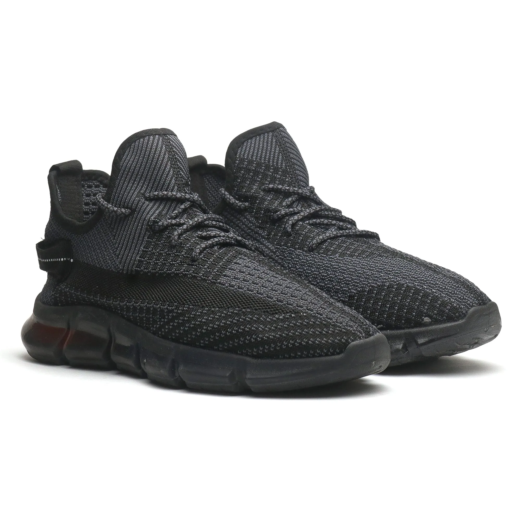 Out fit Sneakers