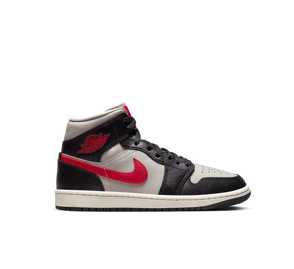 WMNS AIR JORDAN 1 MID