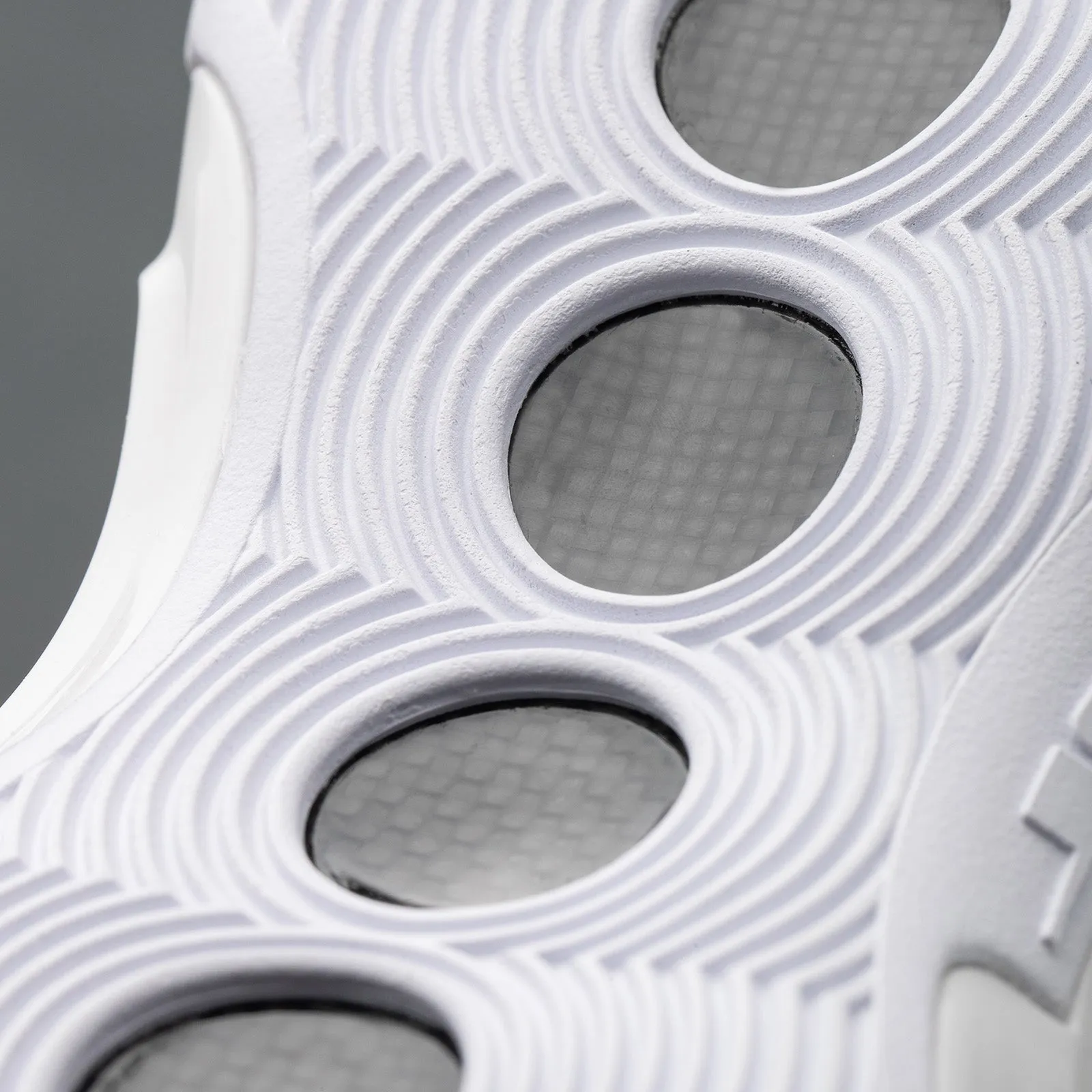 WOW 10 Low - 'White'