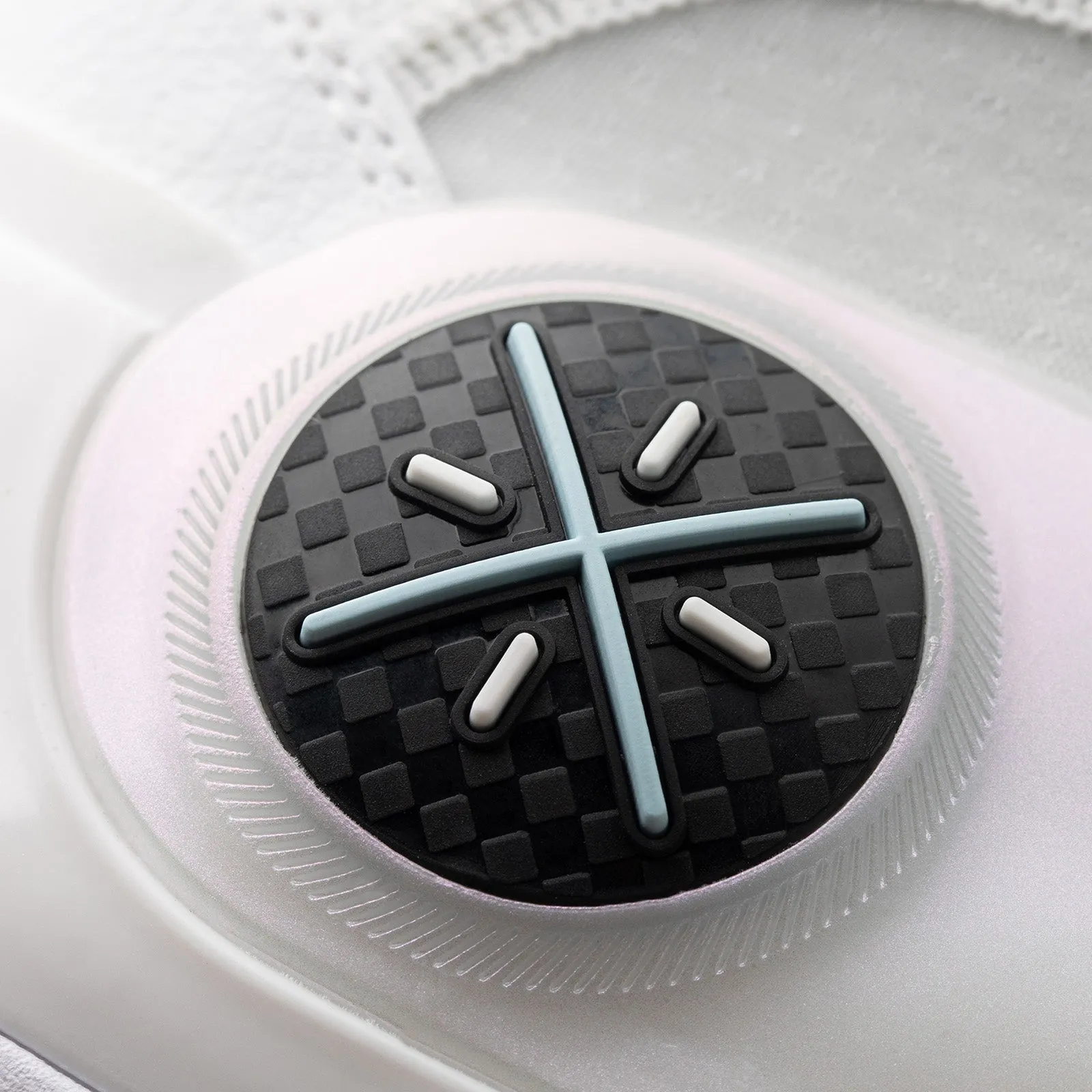 WOW 10 Low - 'White'
